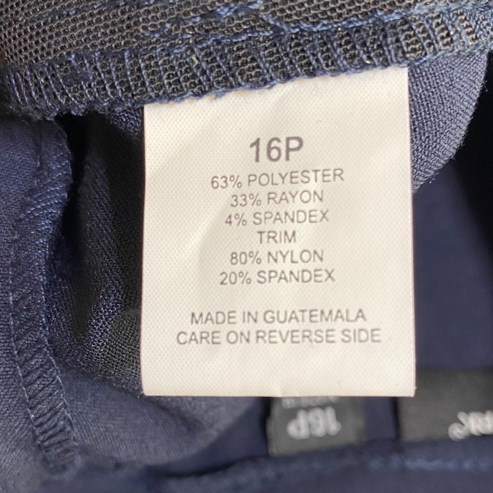 Briggs New York Women's Navy Trousers Slacks Size 16 P Tummy Control NWT - Picture 11 of 12